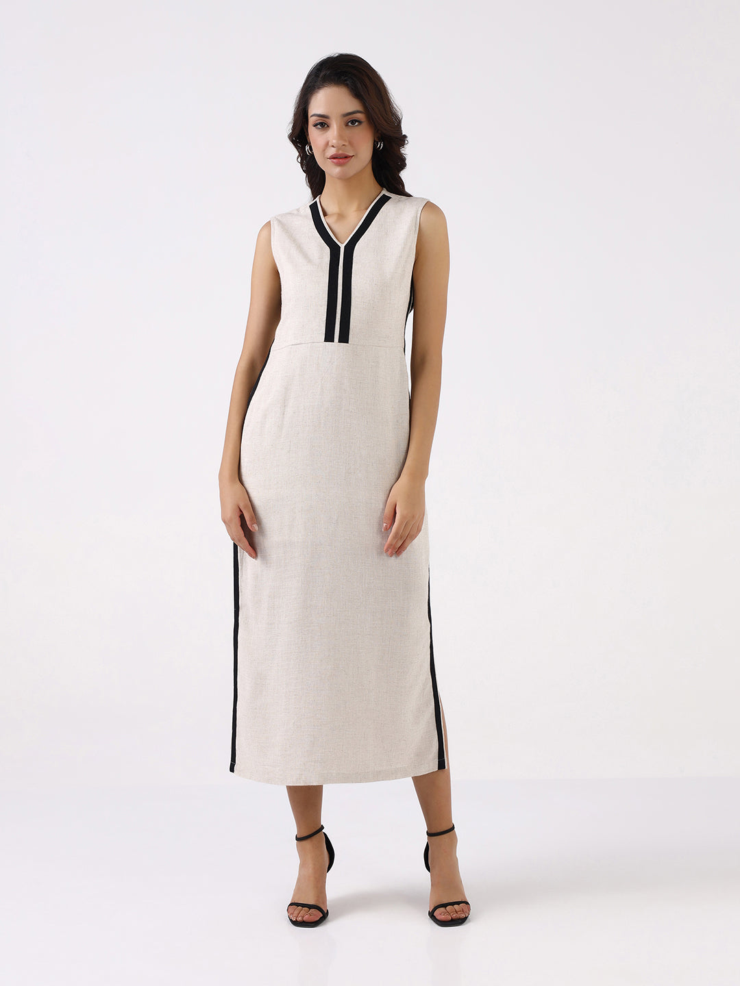 Women Off-White Sheath Maxi Dress