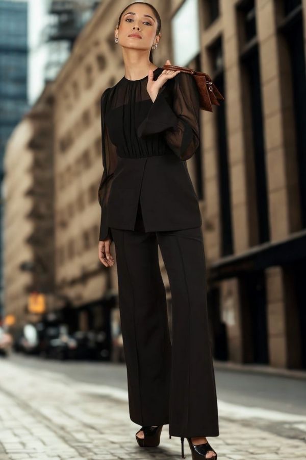 Women Black Solid Top With Trouser