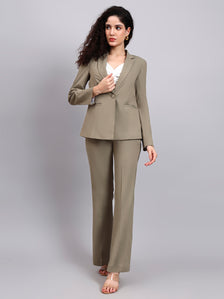 Stretch-Fit Pastel Fern Green Power Suit with Sharp Notch Collar