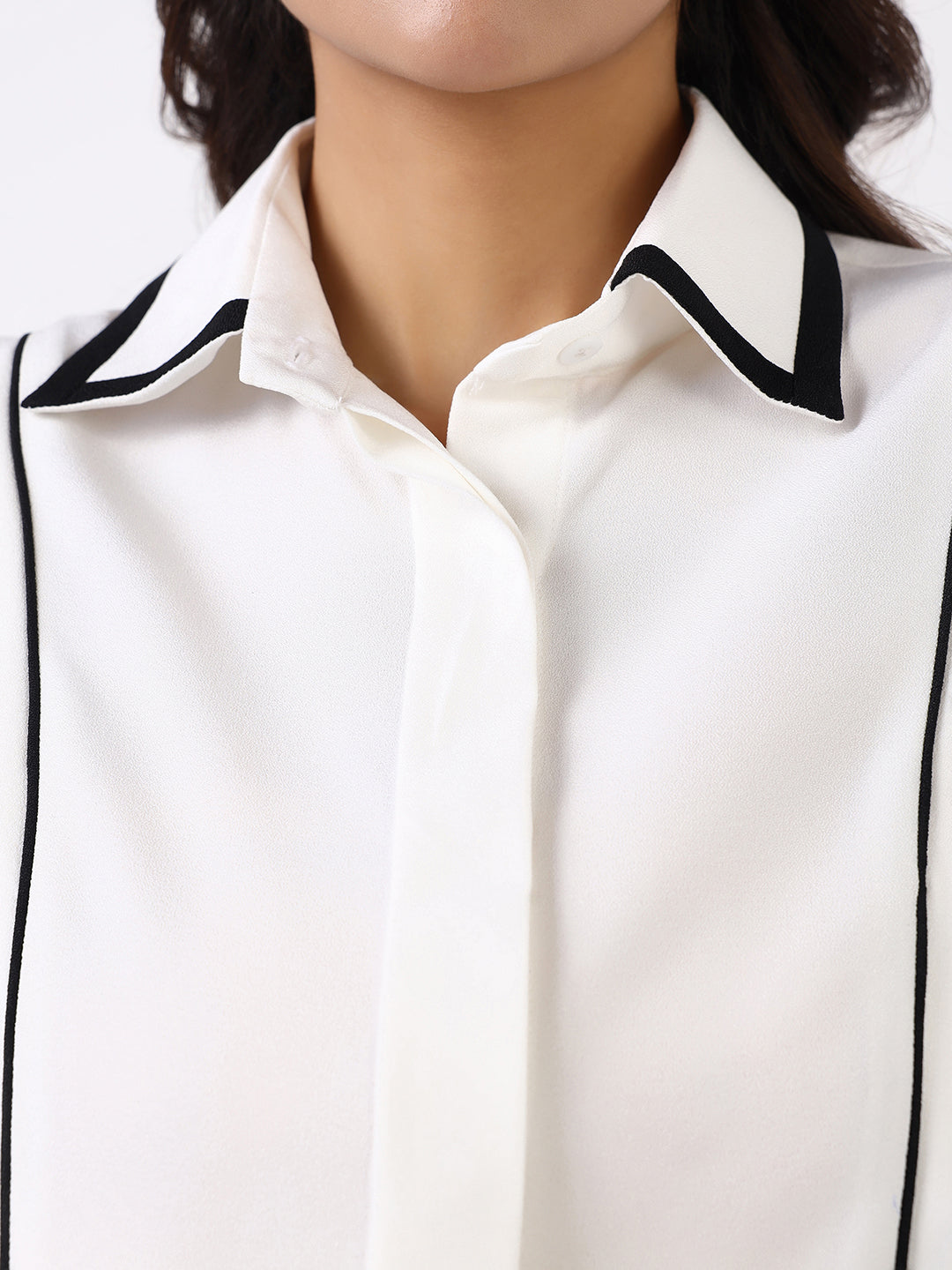 Women White Contrast Piping Shirt