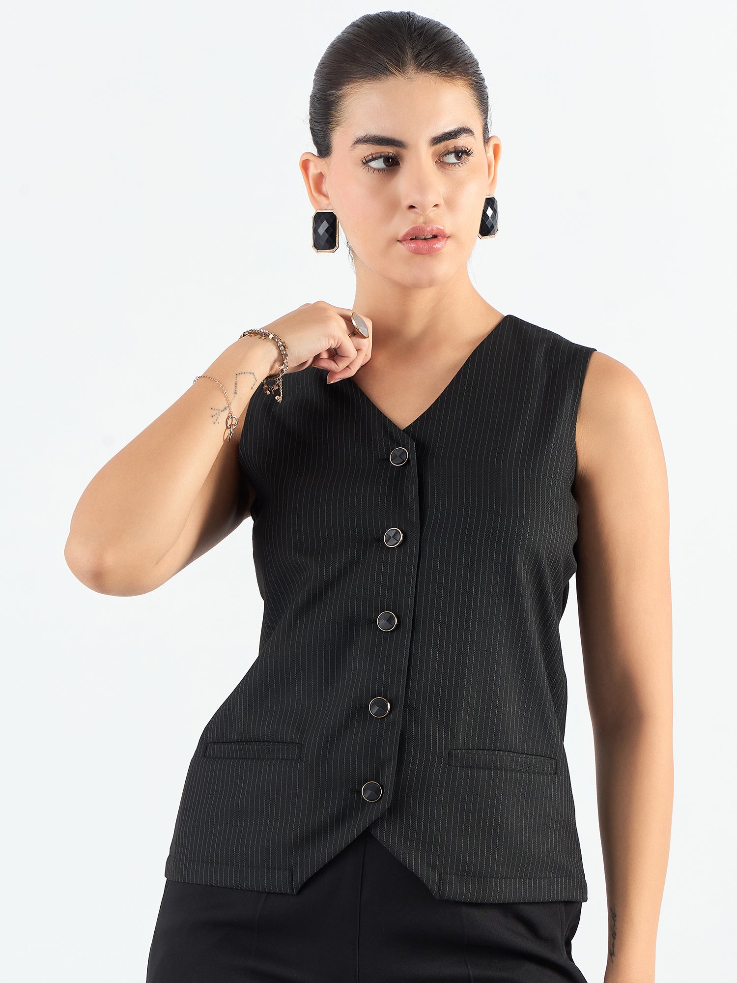 Black & White V-Neck Striped Sleeveless Vest Coat