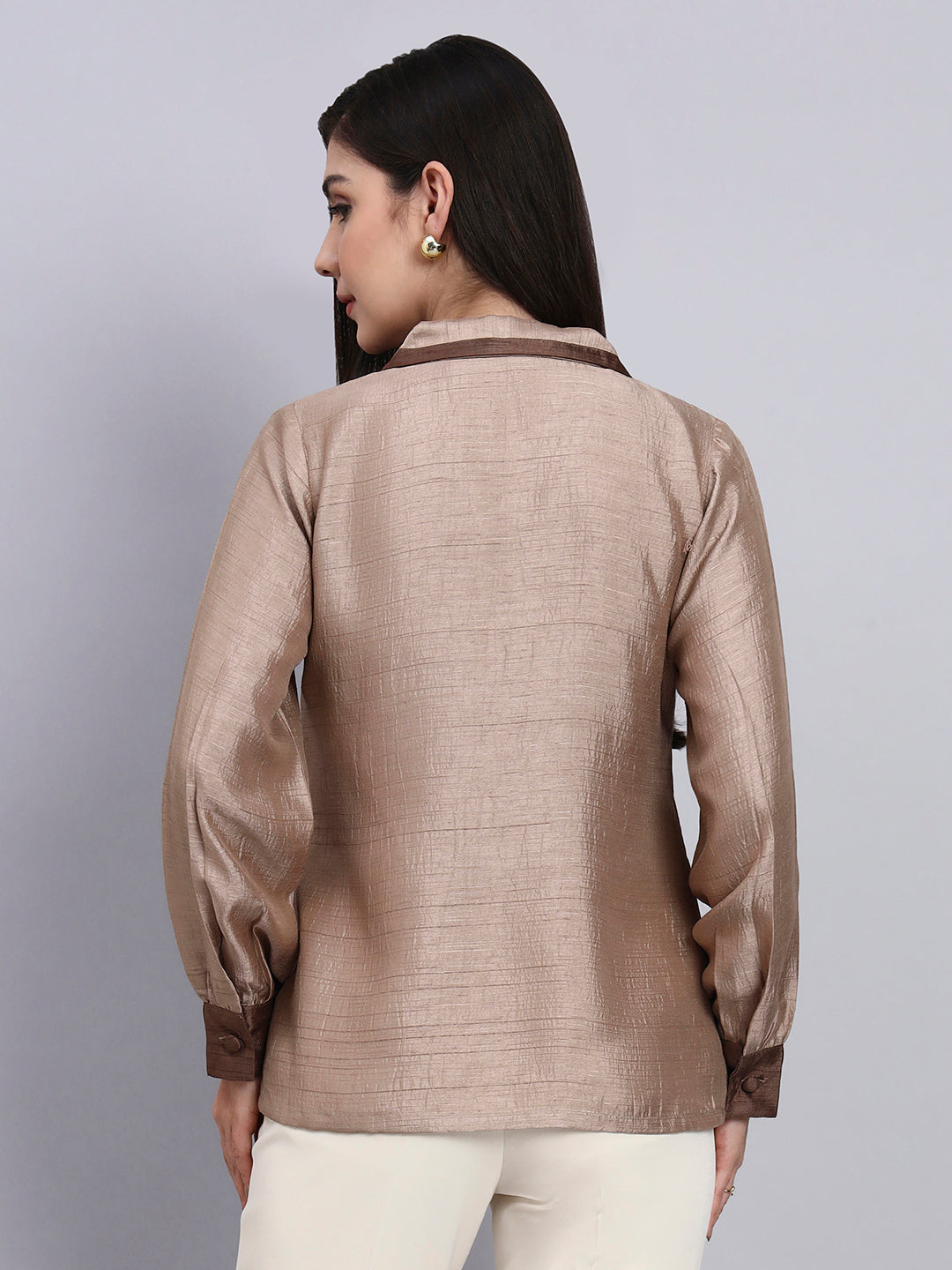 Women Modern Contrast Collar Detailing Full Sleeve Top