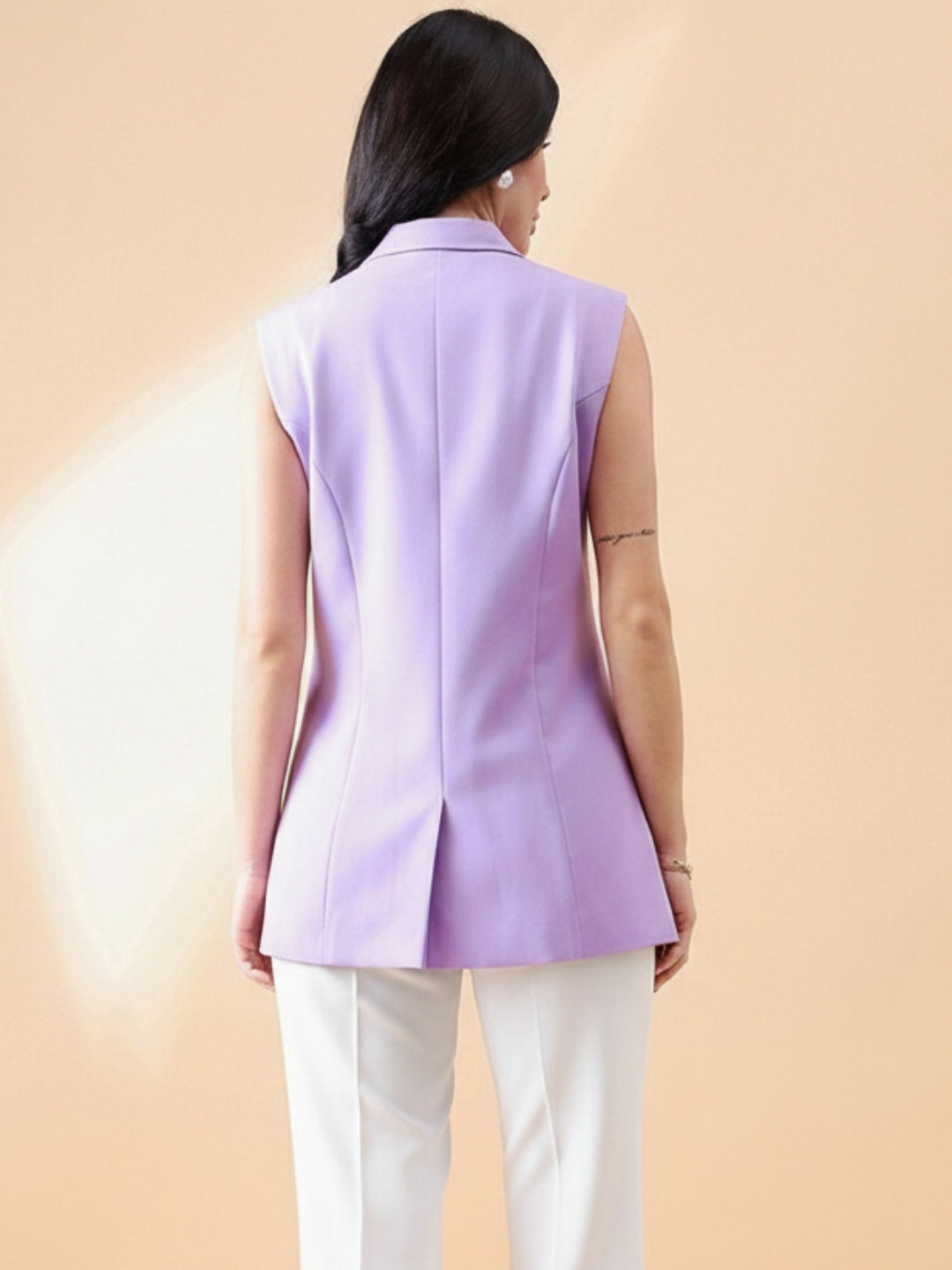 Women Lavender V-Neck Sleeveless Top