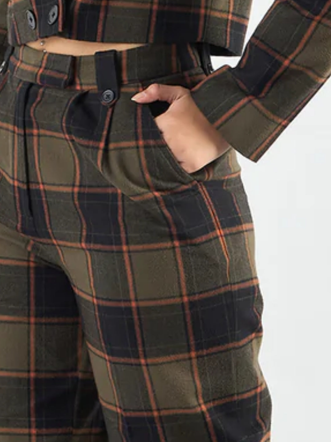 Women Green Toned Checkered Warm Trouser