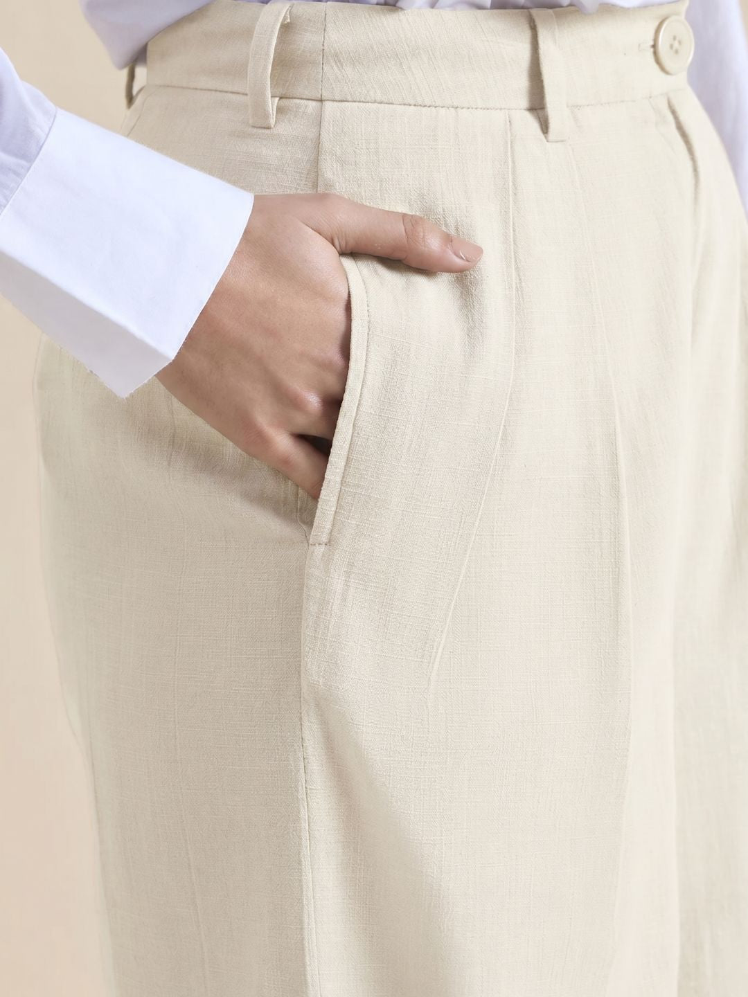 Women Off-White Cotton High Rise Pleated Trouser