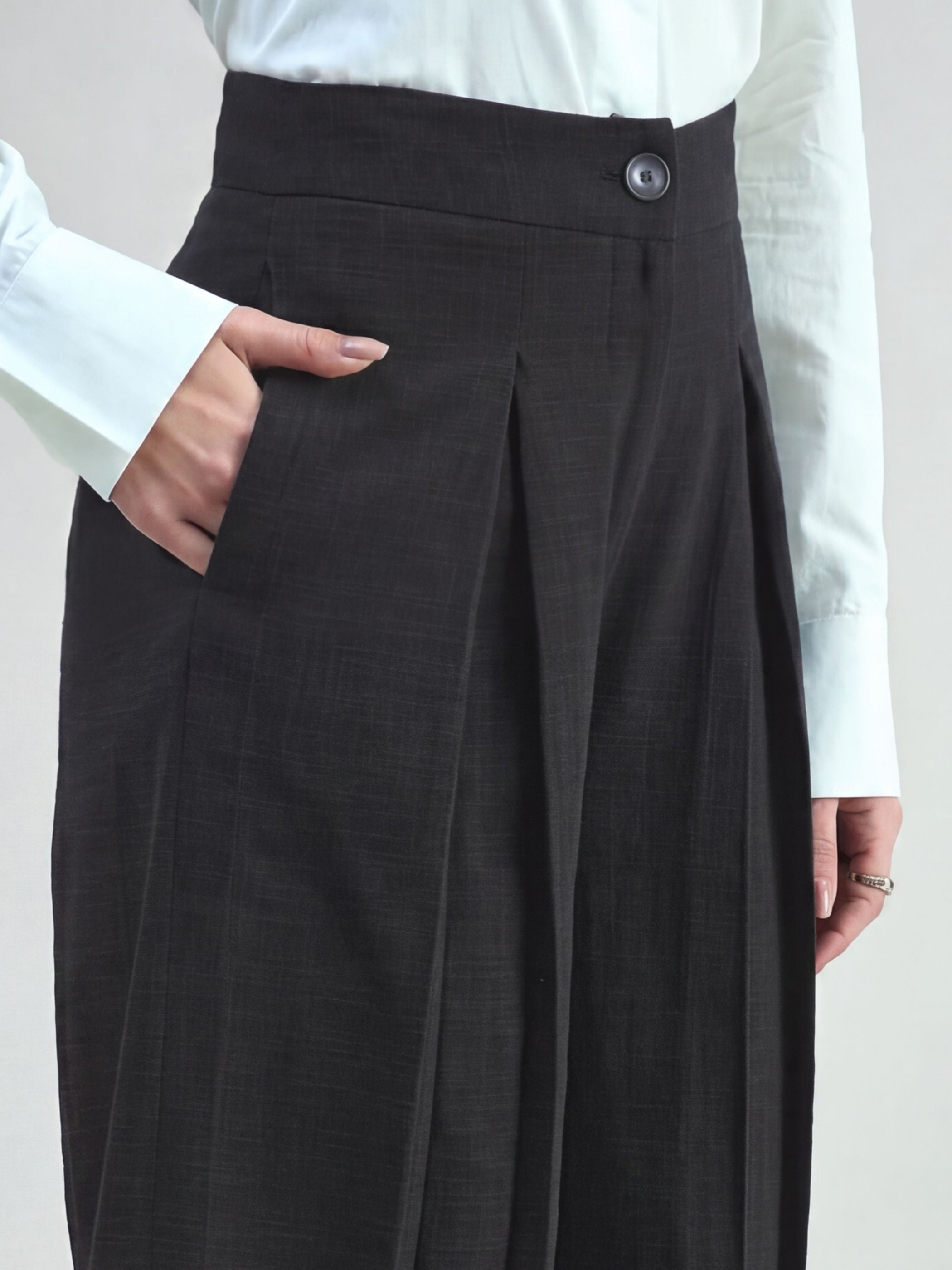 Women Black High-Rise Pleated Trousers